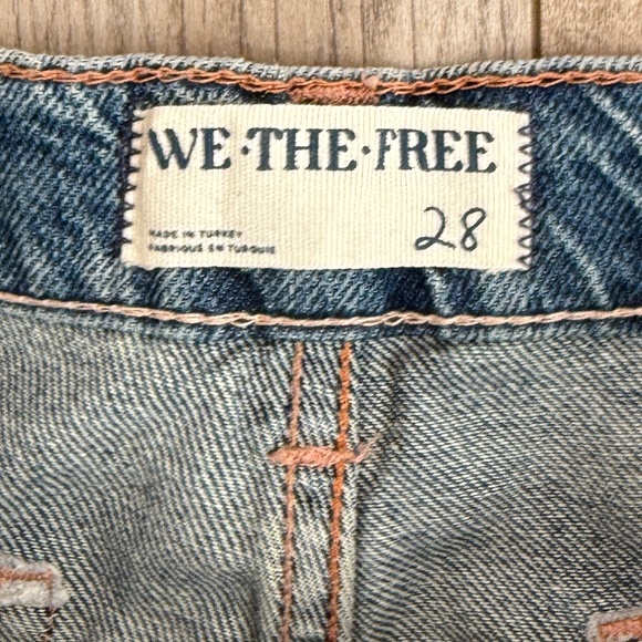 We the Free Tinsley High Rise Straight Leg Jean size 28 - Picture 3 of 9